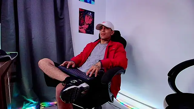 liorvante online show from December 19, 4:30 am