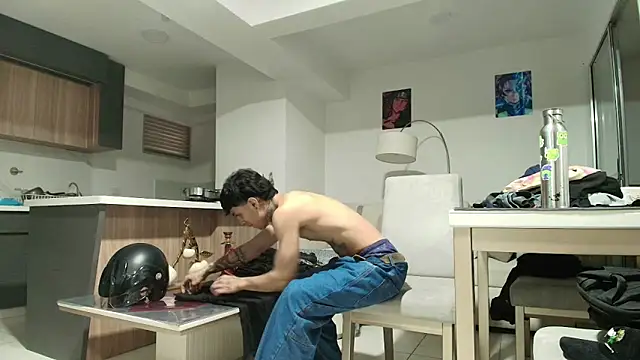 liorvante online show from April 8, 2:11 am