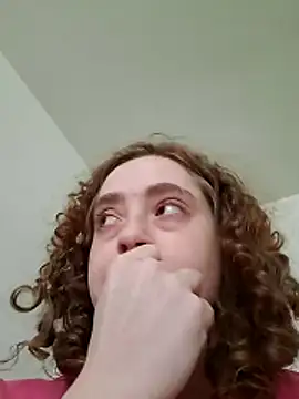 DeliaBlew online show from March 24, 2:22 pm