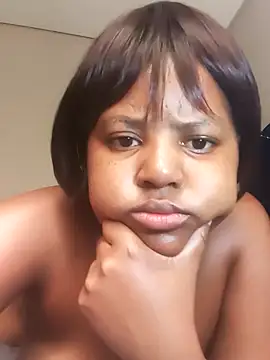 Snapshot of benonox5 chatting on January 9, 7:55 am benonox5 online show from January 9, 7:55 am