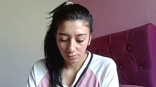 TaylorLove- online show from December 17, 2:01 pm