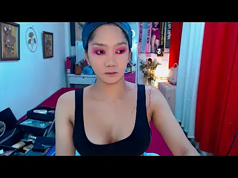 UrScreenGoddess online show from December 16, 10:37 pm