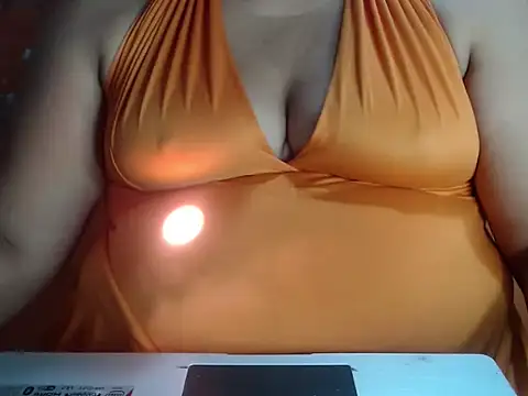 Snapshot of karolbb0 chatting on December 21, 6:48 pm karolbb0 online show from December 21, 6:48 pm