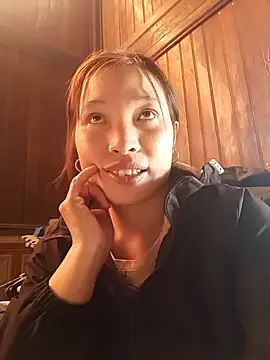 Snapshot of Evelyn-n chatting on November 30, 7:23 am Evelyn-n online show from November 30, 7:23 am