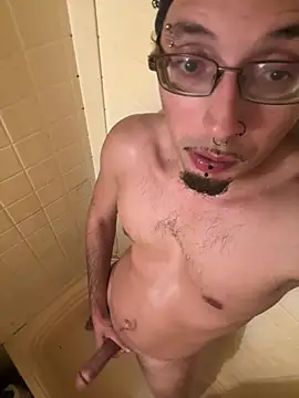 Snapshot of JayBone91 chatting on July 21, 12:24 am JayBone91 online show from July 21, 12:24 am
