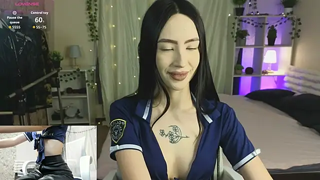 Ssin Megan online show from December 18, 5:35 am