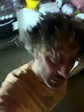 Snapshot of Petebulimia chatting on January 9, 7:00 am Petebulimia online show from January 9, 7:00 am