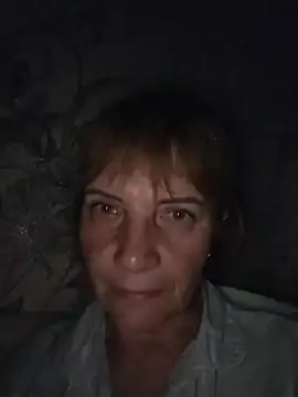 Snapshot of MichelleLove48 chatting on June 7, 8:01 pm MichelleLove48 online show from June 7, 8:01 pm
