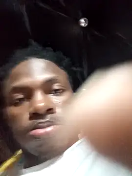 yeisonmurillo27 online show from January 8, 2:25 am