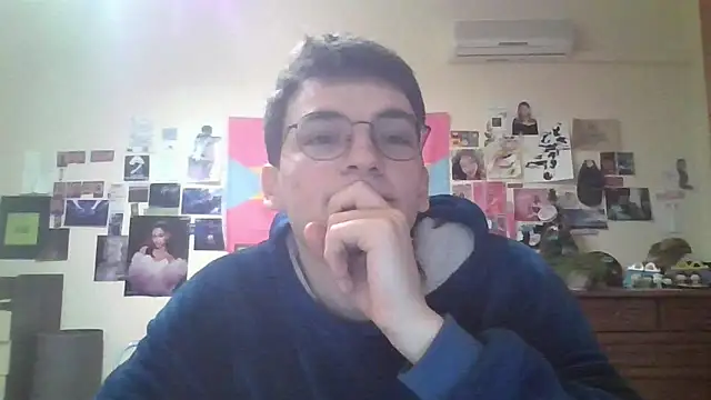 leo cutie online show from February 17, 3:40 pm