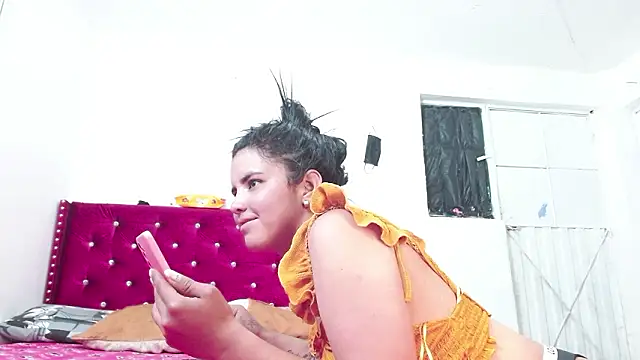 lucy devil23 online show from January 6, 8:12 pm