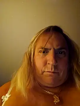 Snapshot of Josephine1298 chatting on December 1, 4:06 am Josephine1298 online show from December 1, 4:06 am