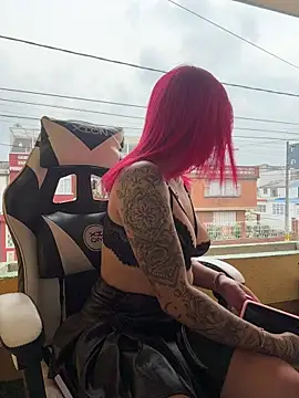 Scarlett firee online show from December 20, 5:09 pm