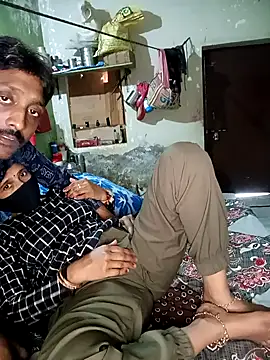 Snapshot of Soniya_089 chatting on December 18, 9:48 am Soniya 089 online show from December 18, 9:48 am