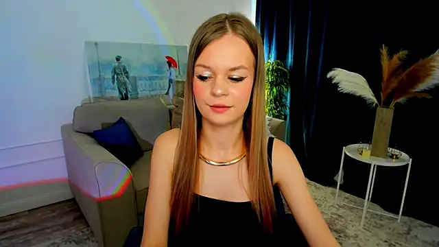 Snapshot of MidnighteAura chatting on April 16, 11:33 am MidnighteAura online show from April 16, 11:33 am