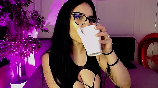 RavenFoxxy online show from February 27, 6:02 am