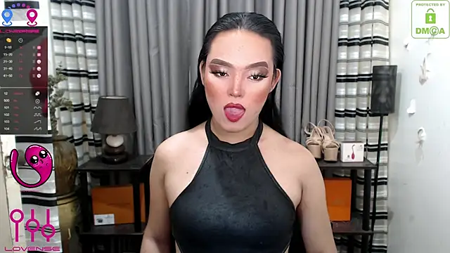 Fantacyloverr online show from July 21, 9:55 am