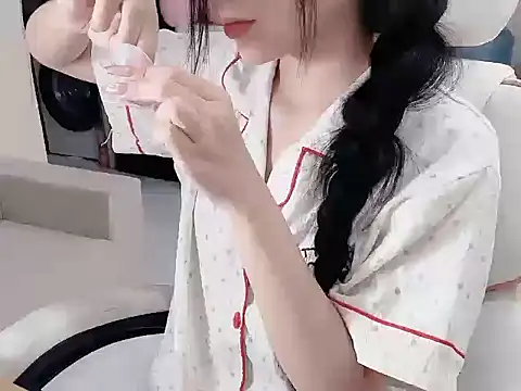 Yuyu-baobei online show from May 7, 5:18 pm