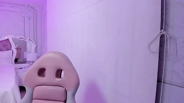 Miss dare online show from April 18, 10:08 am