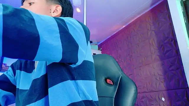 StormLuxX online show from February 2, 6:39 pm