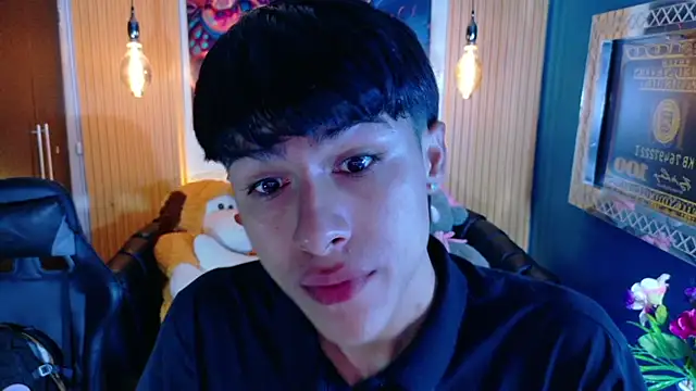 StormLuxX online show from March 20, 12:10 pm