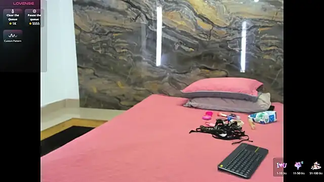 Evy connor online show from December 22, 11:29 am