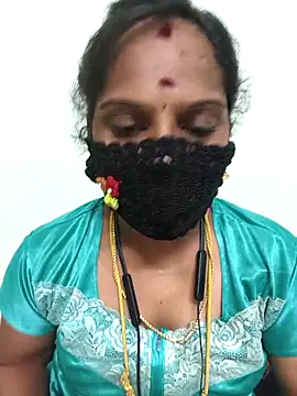 Snapshot of Tamil_Pallavi chatting on April 29, 8:07 am Tamil Pallavi online show from April 29, 8:07 am