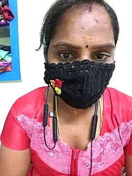 Snapshot of Tamil_Pallavi chatting on June 18, 5:19 am Tamil Pallavi online show from June 18, 5:19 am