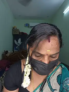 Snapshot of Tamil_Pallavi chatting on July 10, 7:23 am Tamil Pallavi online show from July 10, 7:23 am