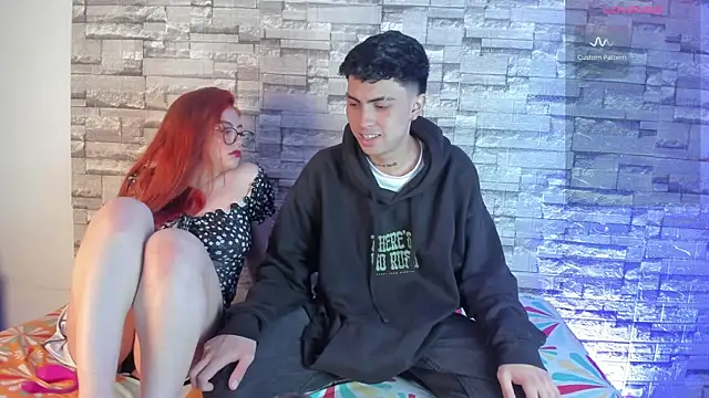 Snapshot of Cherry_Blaze_ chatting on December 15, 1:21 am Cherry Blaze online show from December 15, 1:21 am