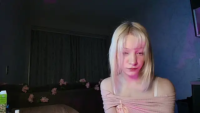 Snapshot of yape_anne chatting on December 15, 4:22 pm yape anne online show from December 15, 4:22 pm