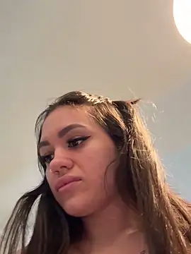 Snapshot of SiennaLuxexx chatting on February 20, 12:49 pm SiennaLuxexx online show from February 20, 12:49 pm