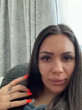 SiennaLuxexx online show from March 7, 12:24 pm