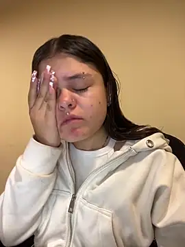 Camila Duarte2 online show from March 18, 1:47 pm