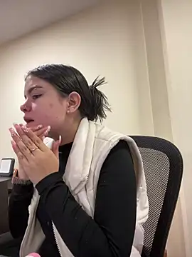 Camila Duarte2 online show from April 1, 1:41 pm