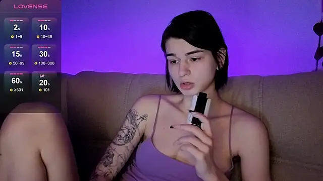 lololozhechka online show from February 18, 6:59 pm