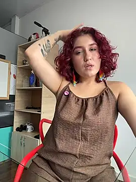 Snapshot of MissSavage_ chatting on May 25, 6:58 pm MissSavage online show from May 25, 6:58 pm