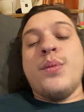 CletusBradburry online show from December 2, 1:00 am