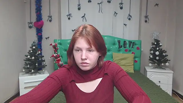 EvelinaRedfox online show from December 16, 6:07 am