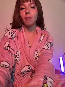 valery blossom online show from December 2, 1:33 am