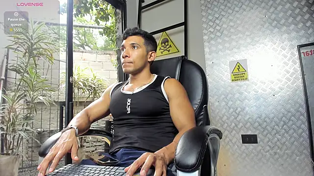 IAN KNOX online show from January 15, 7:39 pm