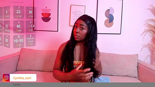 Snapshot of Cynthia_es chatting on May 13, 2:36 pm Cynthia es online show from May 13, 2:36 pm
