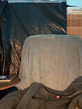 LoreenKinky online show from February 18, 7:10 pm