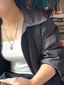 Maiphu34 online show from April 19, 2:00 am