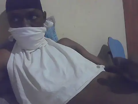 Snapshot of ElsonDicks2 chatting on December 3, 1:24 am ElsonDicks2 online show from December 3, 1:24 am