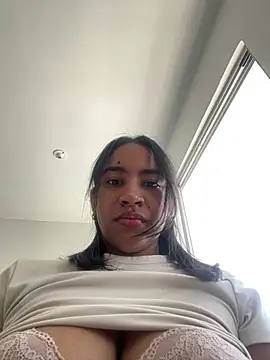 yourlatinhot online show from February 20, 4:29 pm