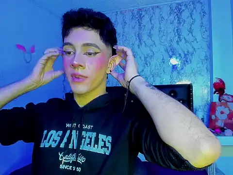 BlakeNoir  online show from December 3, 12:29 am