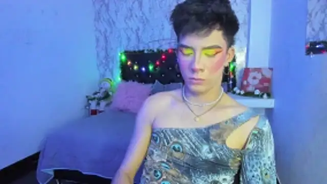 BlakeNoir  online show from December 17, 7:31 pm