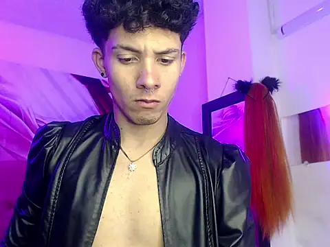 BlakeNoir  online show from February 20, 1:57 am