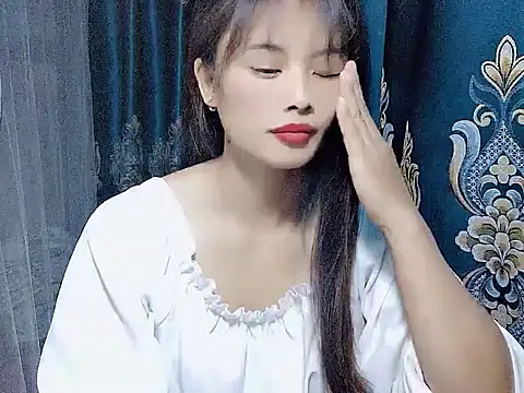 Snapshot of Nana569 chatting on December 15, 7:29 pm Nana569 online show from December 15, 7:29 pm